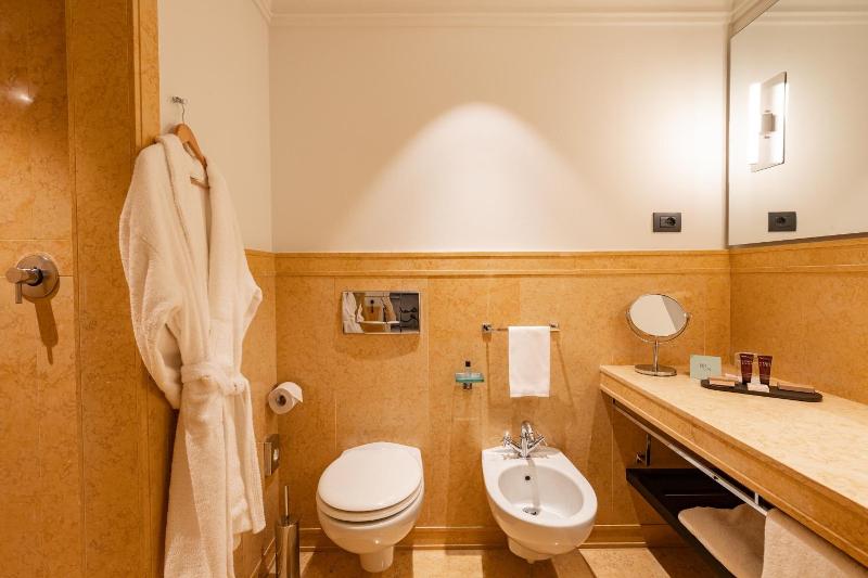 Hotel Brun image