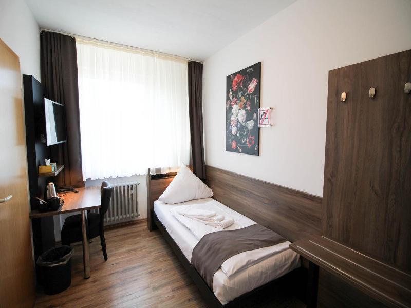 Center Hotel Essen image