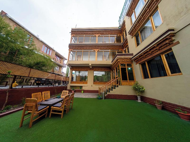 Hotel Ladakh Imperial image