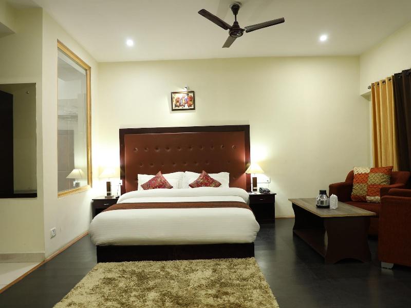 Hotel Ladakh Imperial image