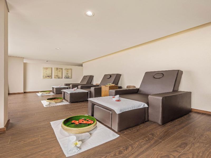 Mangata Beachfront Hotel image