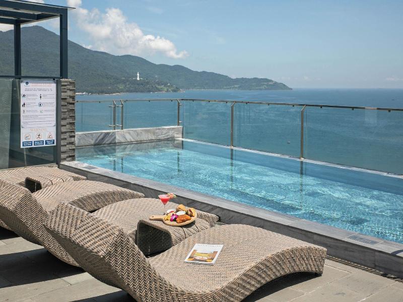 Mangata Beachfront Hotel image