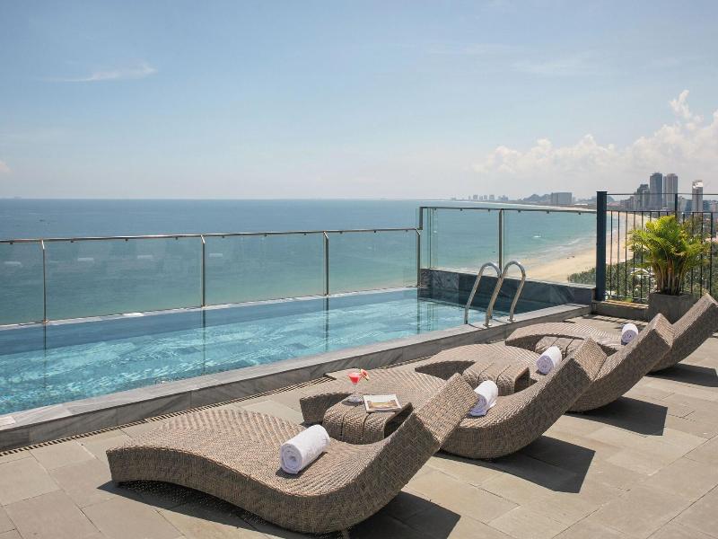 Mangata Beachfront Hotel image