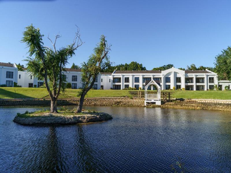 Lord Charles Hotel image