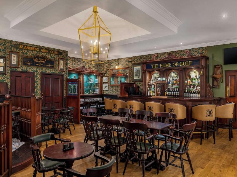 Lord Charles Hotel image