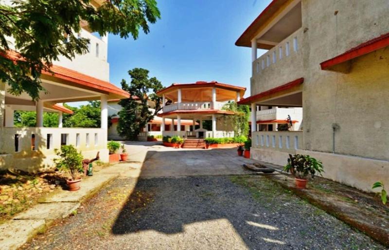 Grand Tiger Resort image