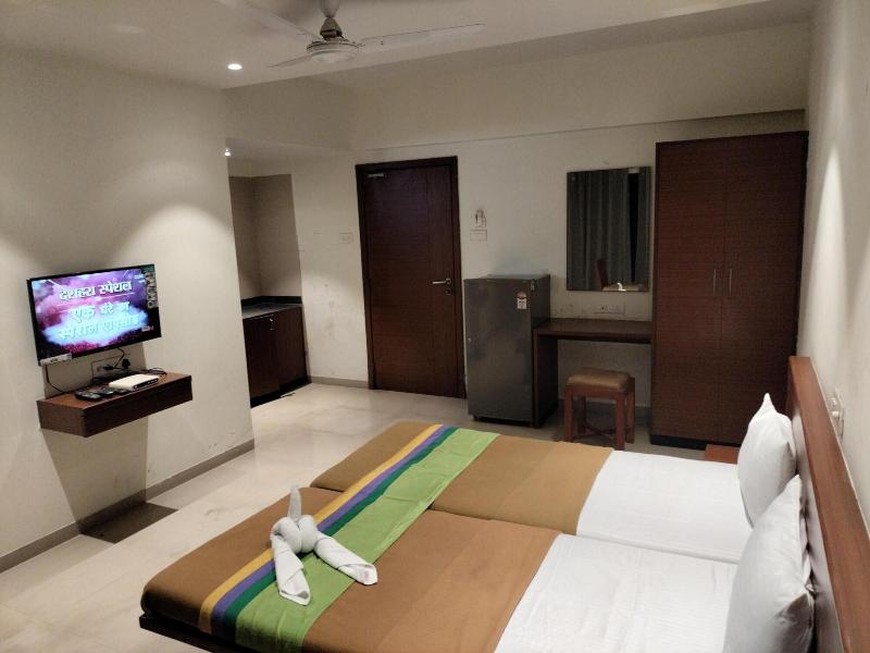 Hotel Sumanchandra Suites image