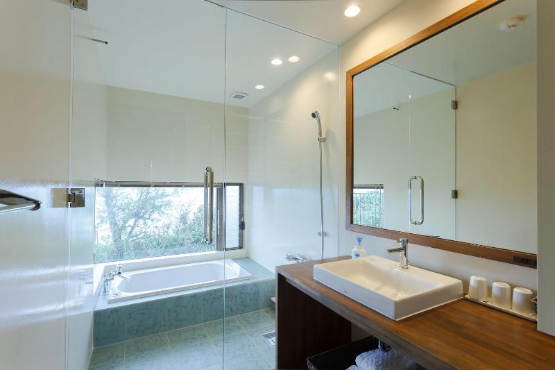 Akabana Inn image