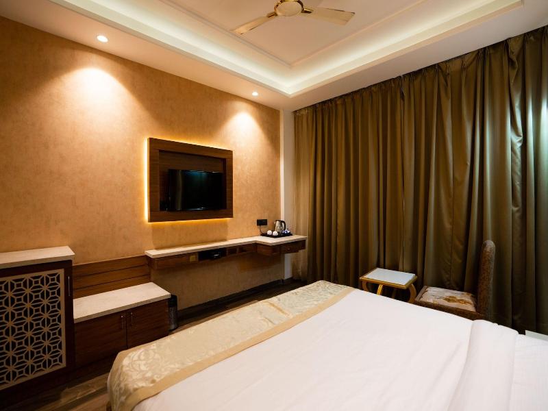 Hotel Rr 62 image