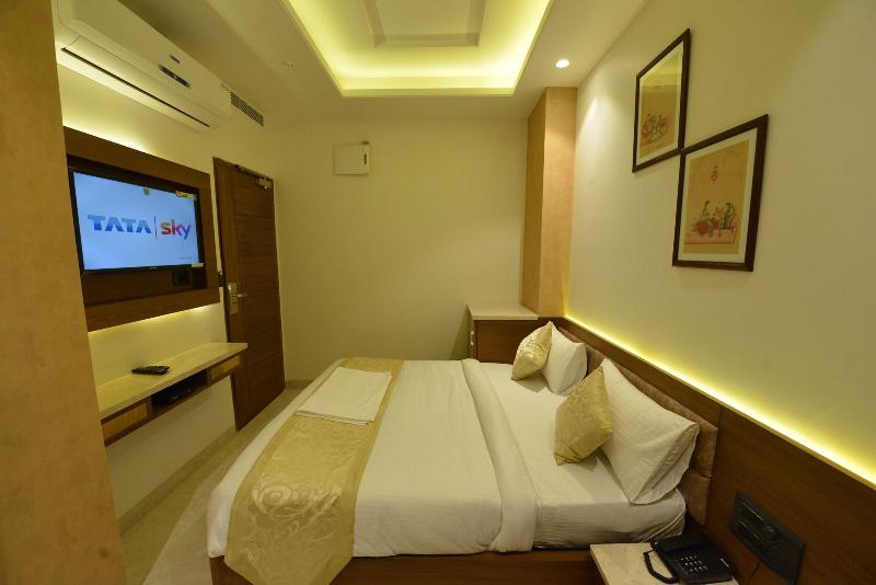 Hotel Rr 62 image