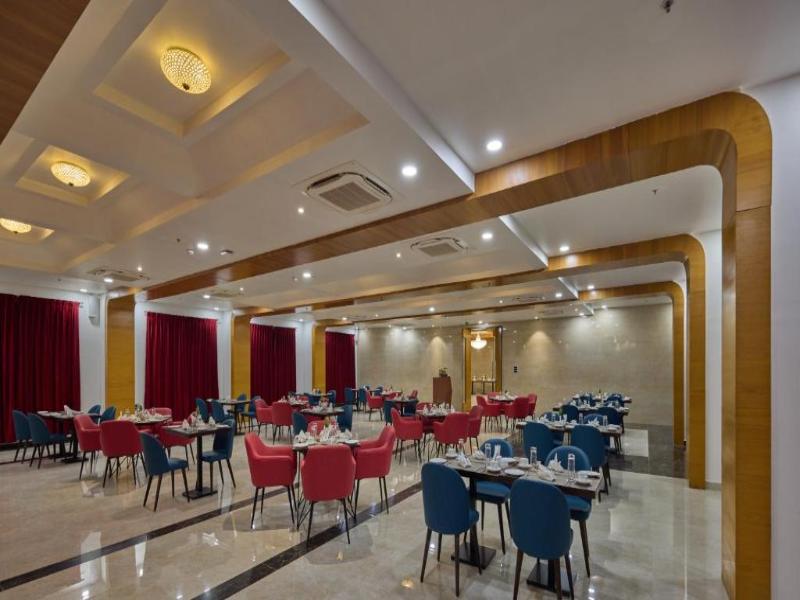 Golden Tulip Tirupati image