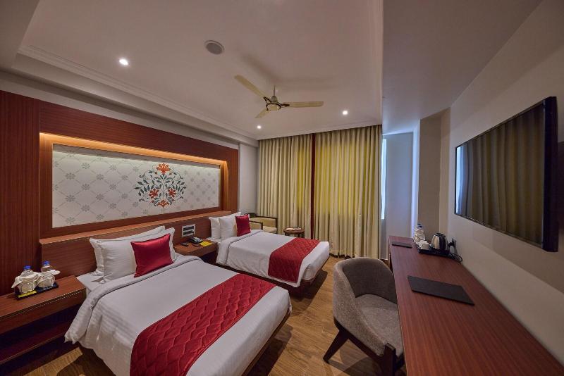 Golden Tulip Tirupati image