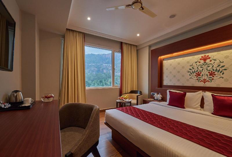 Golden Tulip Tirupati image