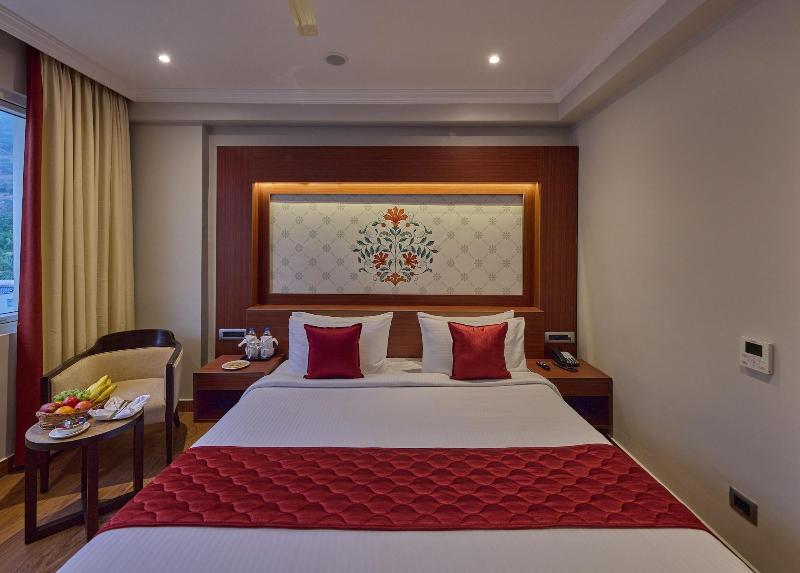 Golden Tulip Tirupati image