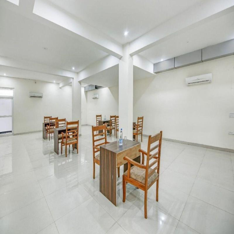 Hotel Collection Inn image