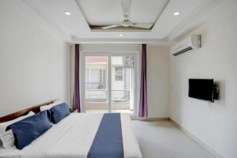Hotel Collection Inn image