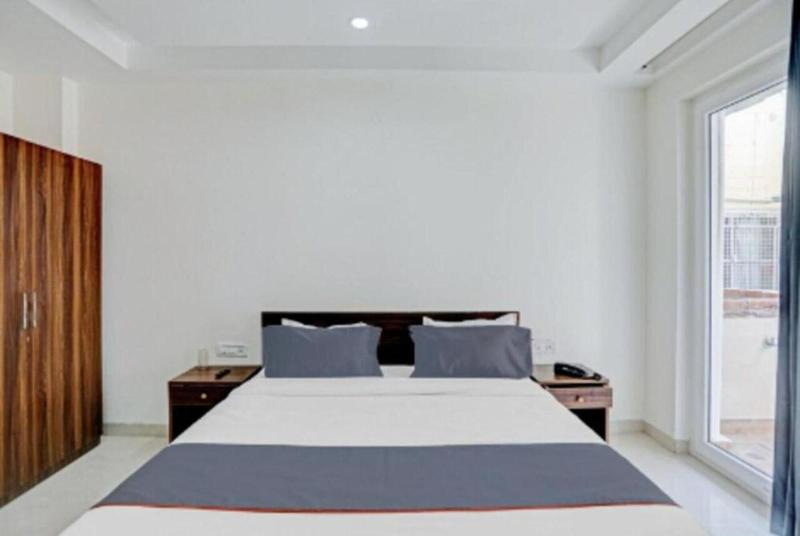 Hotel Collection Inn image