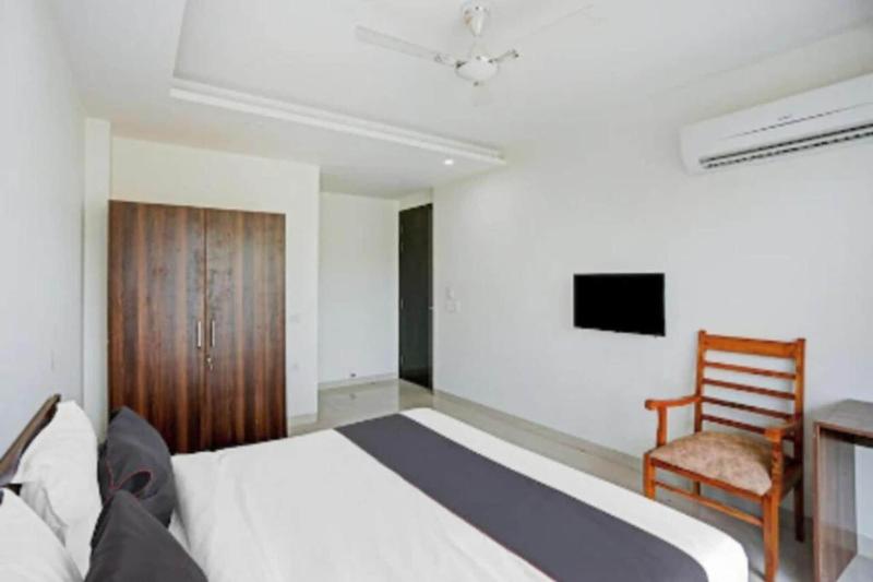 Hotel Collection Inn image