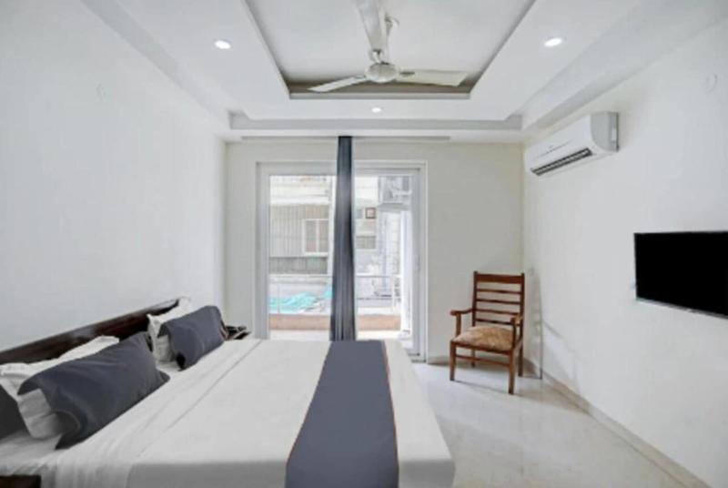 Hotel Collection Inn image