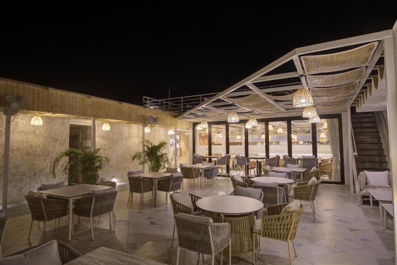 Cygnett Collection Kk Hotel image
