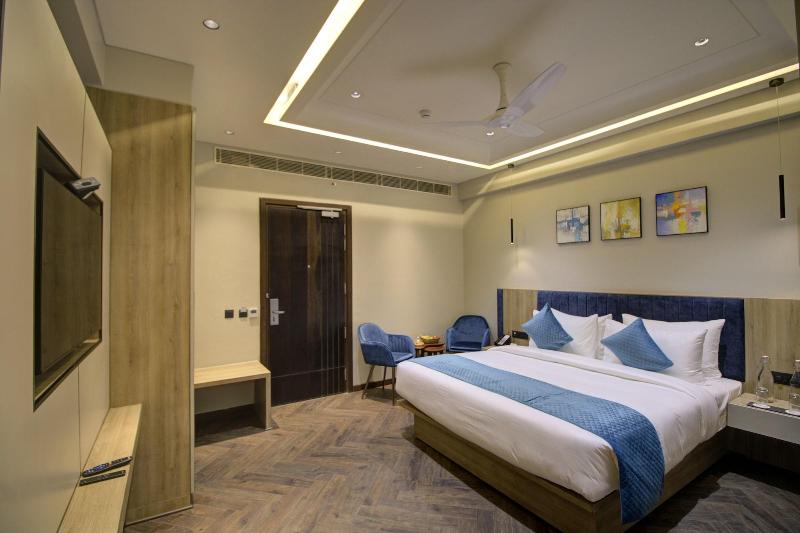 Cygnett Collection Kk Hotel image