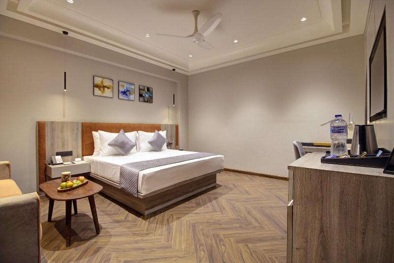 Cygnett Collection Kk Hotel image