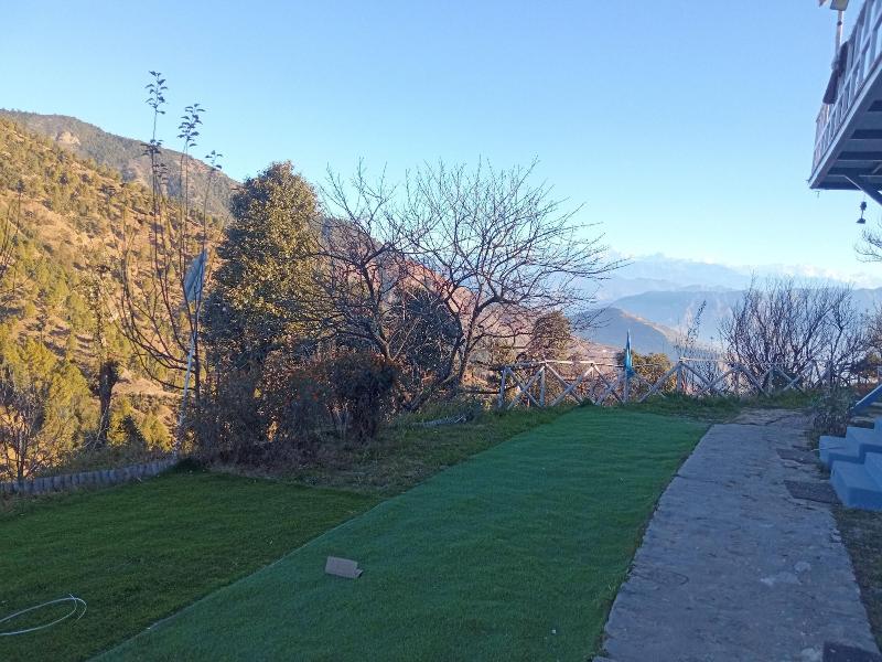 In Apple Estate Kanatal