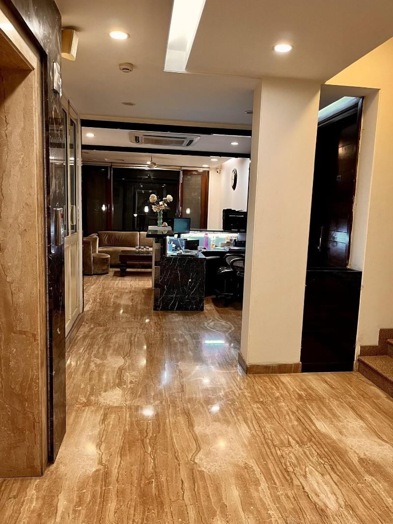 Alpina Hotels & Suites image