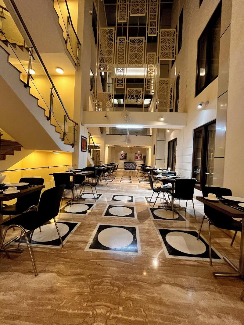 Alpina Hotels & Suites image