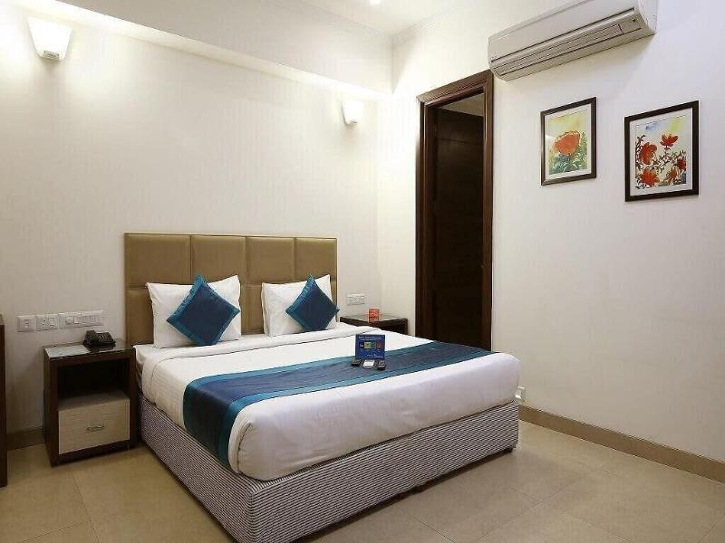 Alpina Hotels & Suites image