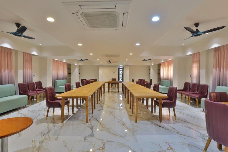 Hotel Empyrean image