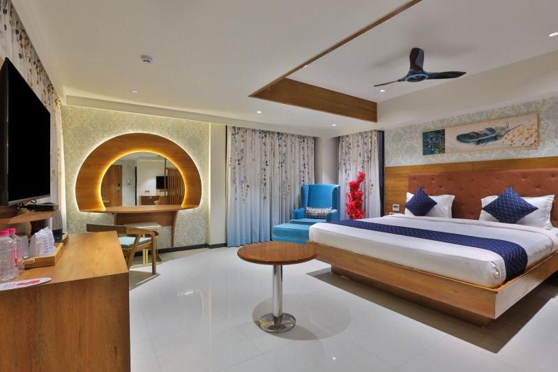 Hotel Empyrean image