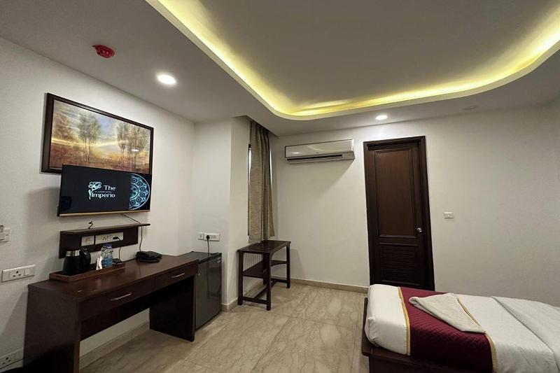 Hotel The Imperio image