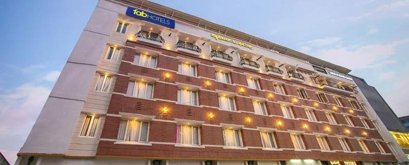 Fabhotel Emerald Resort image