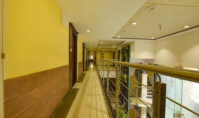 Fabhotel Emerald Resort image