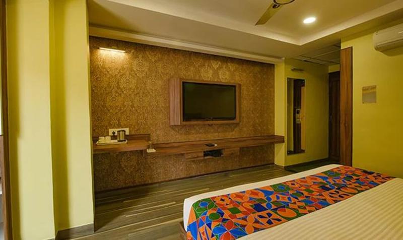 Fabhotel Emerald Resort image