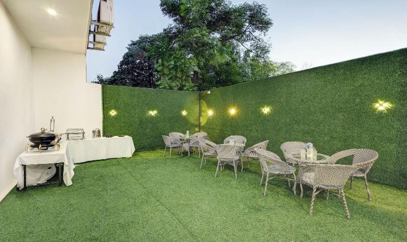 Itsy Hotels Vedansh image