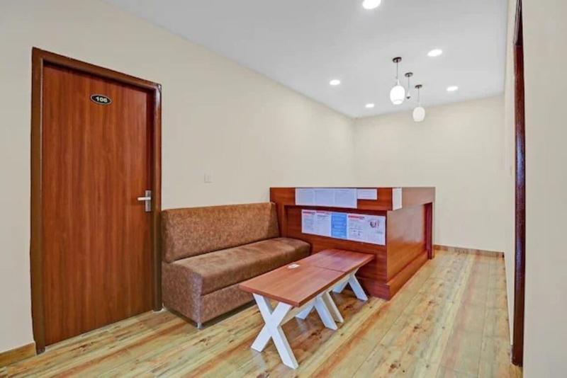 Iroomz Sri Udupi Park Suites Pmc image