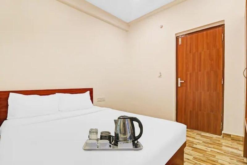 Iroomz Sri Udupi Park Suites Pmc image