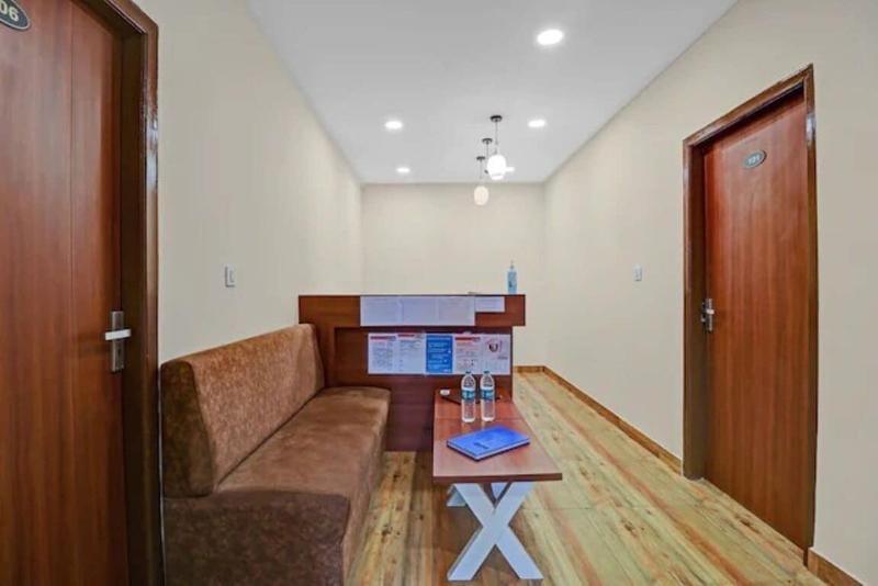 Iroomz Sri Udupi Park Suites Pmc image