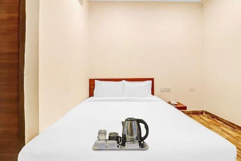 Iroomz Sri Udupi Park Suites Pmc image