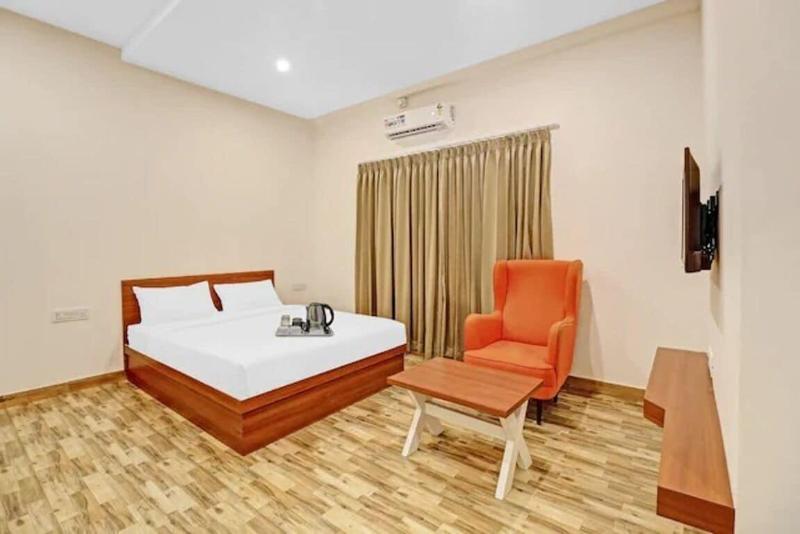 Iroomz Sri Udupi Park Suites Pmc image