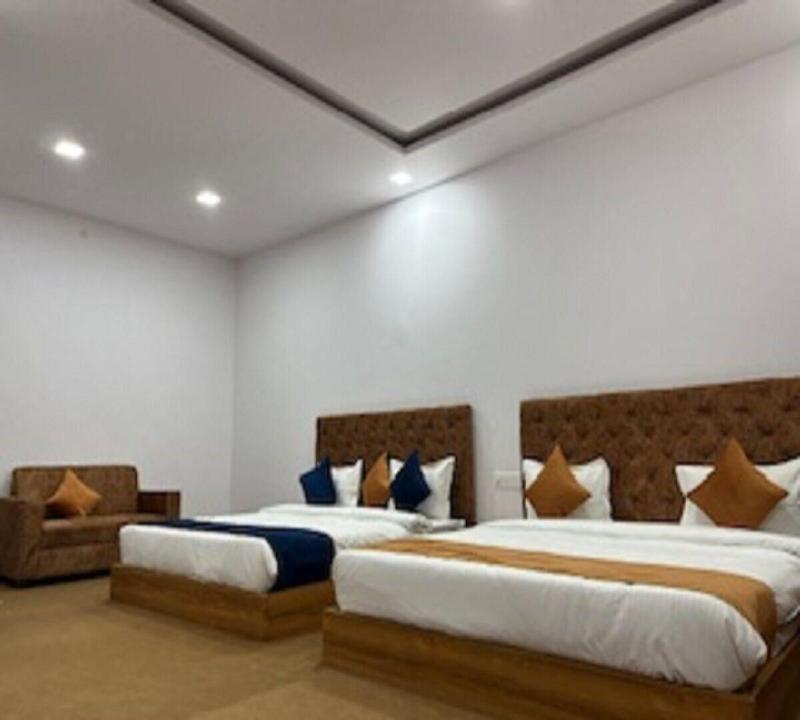 Hotel Surya Inn 5