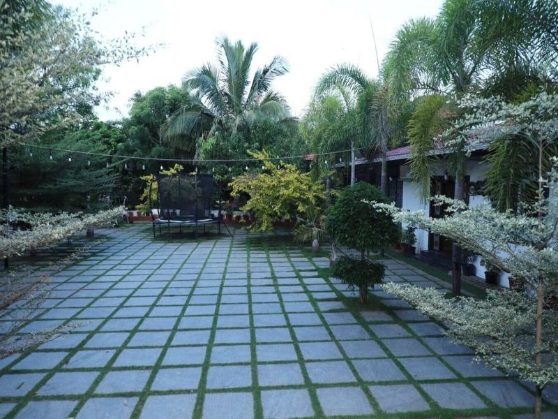 Green Mount Resorts image