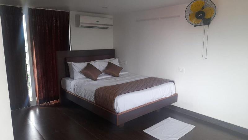 Green Mount Resorts image