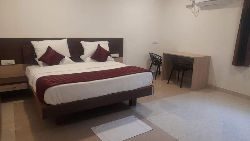 Green Mount Resorts image