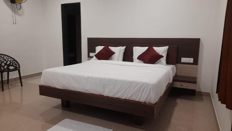 Green Mount Resorts image