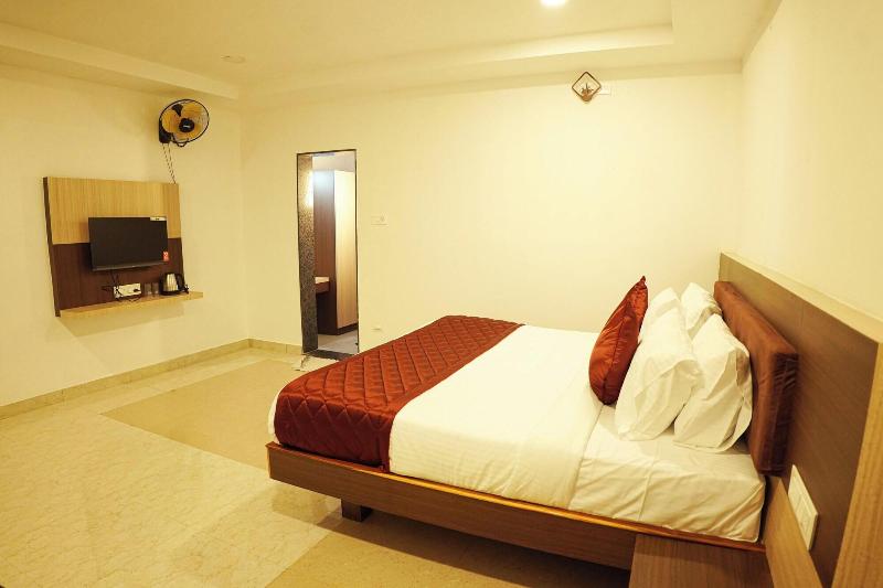 Green Mount Resorts image