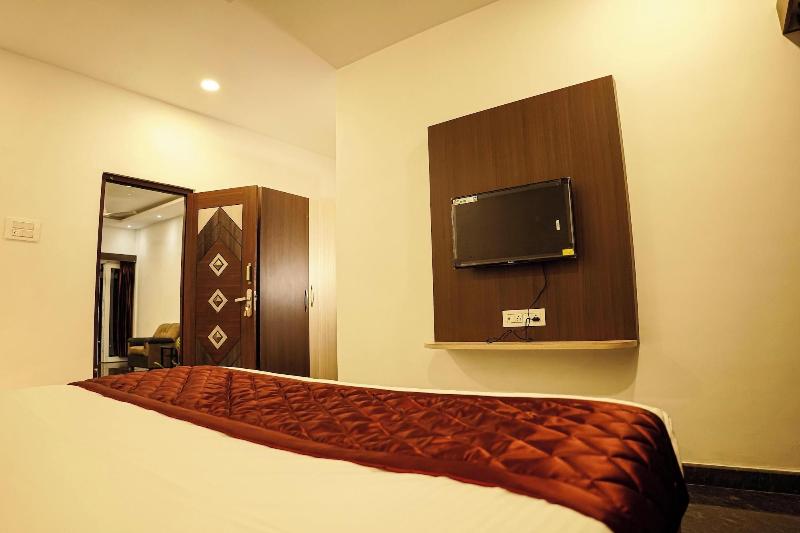 Green Mount Resorts image