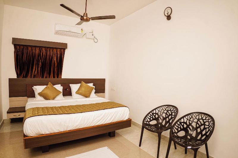 Green Mount Resorts image